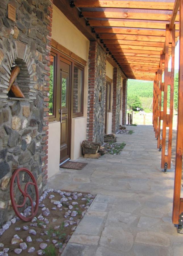 케르키니 Ihnilatis B&B 외부 사진