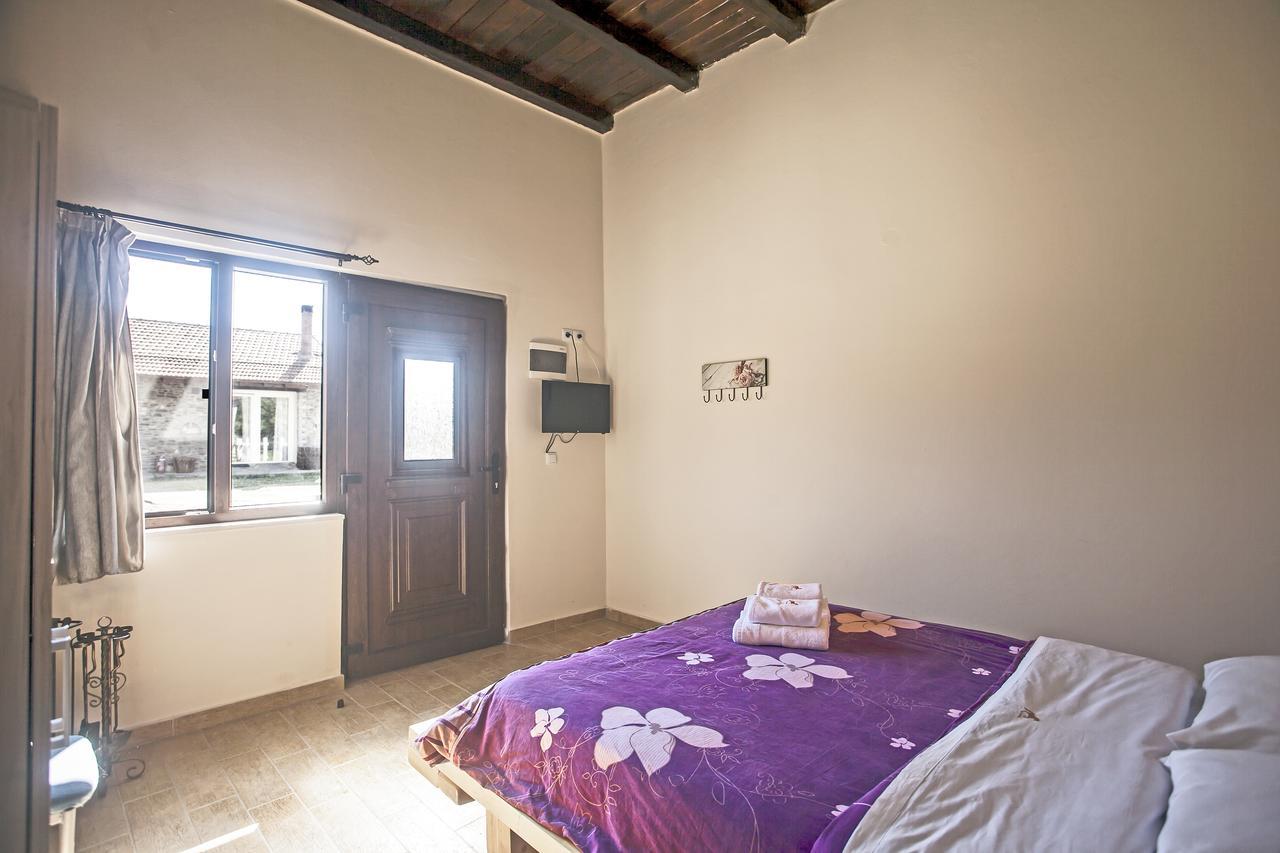 케르키니 Ihnilatis B&B 외부 사진